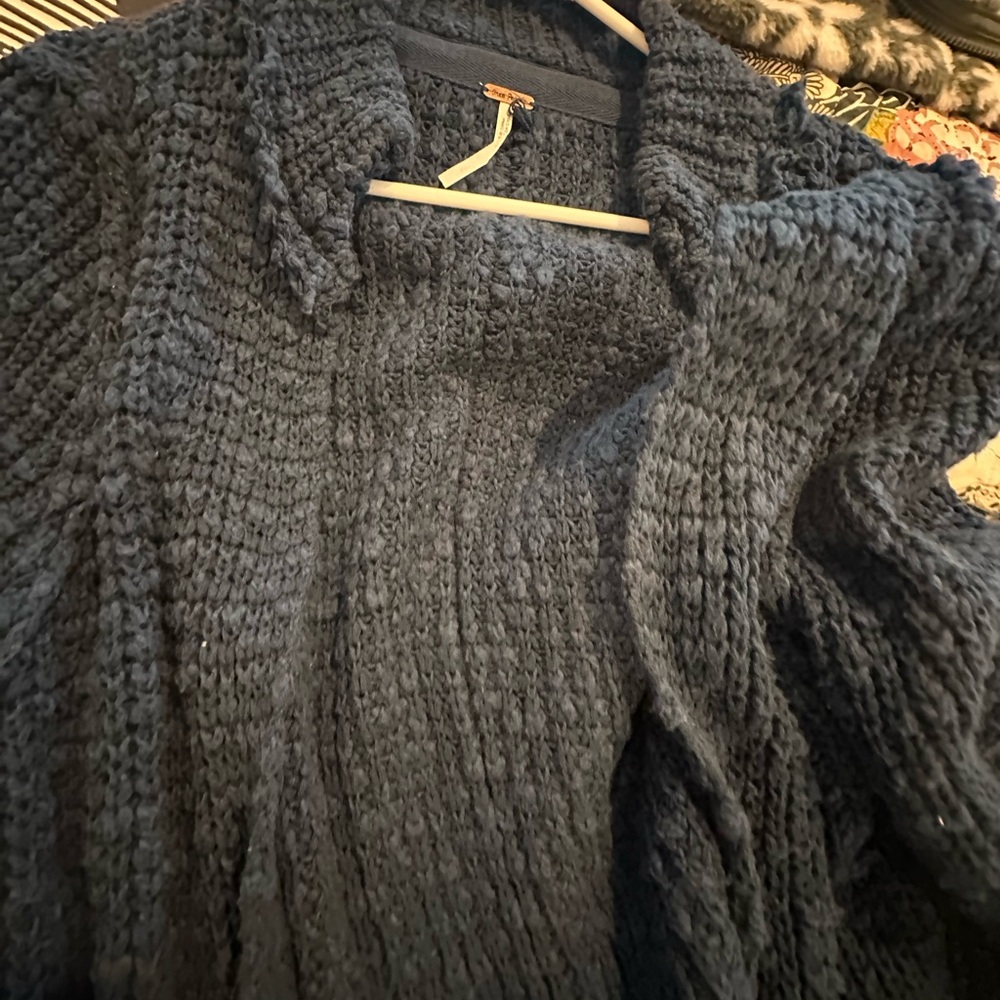 Cozy Free People Blue Knit Sweater sz large